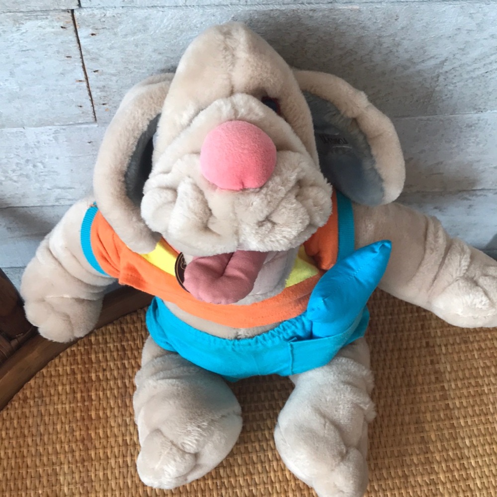 The Heritage Collection Hound Dog Plush Toy puppet Talking 1986